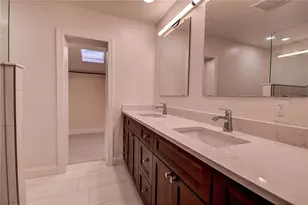 1247 Monticello Blvd N, Saint Petersburg, FL 33703 - Photo 32