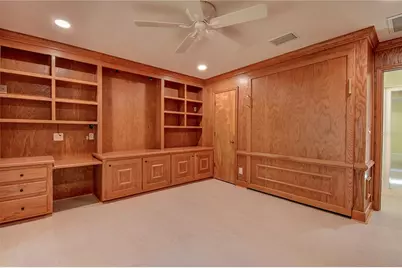 1247 Monticello Boulevard N, Saint Petersburg, FL 33703 - Photo 14