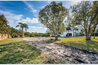 624 Mayo Street, Crystal Beach, FL 34681 - Photo 18