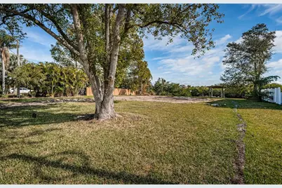 624 Mayo Street, Crystal Beach, FL 34681 - Photo 10