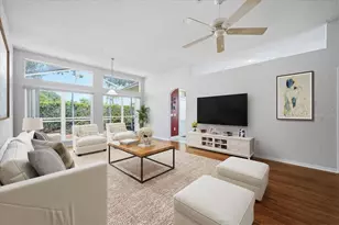 4628 Corsage Dr, Lutz, FL 33558 - Photo 4