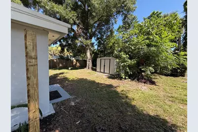 920 E 123rd Avenue, Tampa, FL 33612 - Photo 16