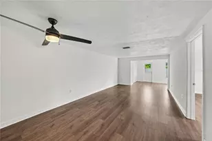 4135 Stratford Dr, New Port Richey, FL 34652 - Photo 8