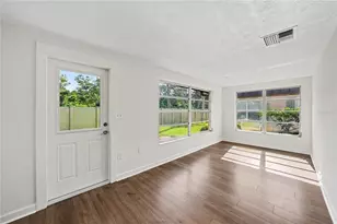 4135 Stratford Dr, New Port Richey, FL 34652 - Photo 14