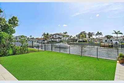 1985 Carolina Avenue NE, Saint Petersburg, FL 33703 - Photo 48