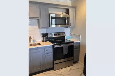 51 Island Way #705, Clearwater Beach, FL 33767 - Photo 6