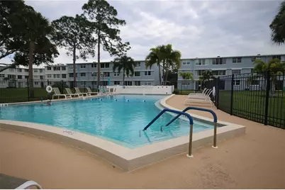 4880 Locust Street NE #338, Saint Petersburg, FL 33703 - Photo 20