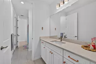 33751 Landsman Loop, Wesley Chapel, FL 33543 - Photo 66
