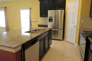 2822 Maple Brook Loop, Lutz, FL 33558 - Photo 10