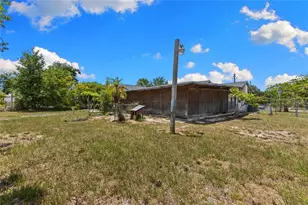 2025 17th Ave W, Bradenton, FL 34205 - Photo 12