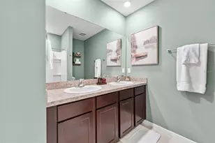 10918 Trailing Vine Dr, Tampa, FL 33610 - Photo 22