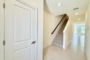 6404 Jensen Vw Ave, Apollo Beach, FL 33572 - Photo 4
