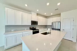 6404 Jensen Vw Ave, Apollo Beach, FL 33572 - Photo 8