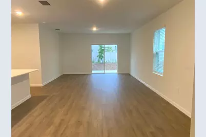 32322 Evening Grove Ct, Wesley Chapel, FL 33543 - Photo 4