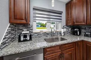 1833 Hunt Ln, Clearwater, FL 33764 - Photo 10