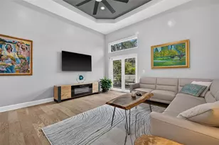 815 59th Ave NE, Saint Petersburg, FL 33703 - Photo 18