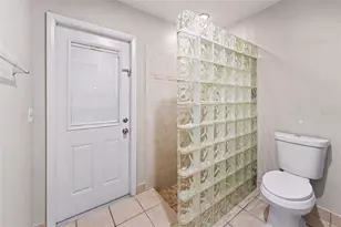 2431 Grove Ridge Dr, Palm Harbor, FL 34683 - Photo 20