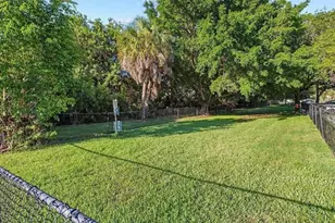 10265 Gandy Blvd N, Saint Petersburg, FL 33702 - Photo 58
