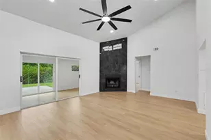 6716 Timberlane W Dr, Tampa, FL 33615 - Photo 10