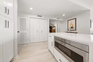 400 Island Way, Clearwater Beach, FL 33767 - Photo 14