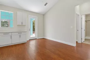 2650 Tifton St S, Saint Petersburg, FL 33711 - Photo 10