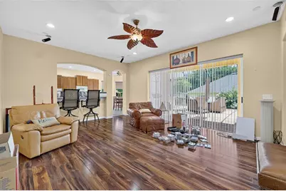 316 Harts Oak Place, Seffner, FL 33584 - Photo 2
