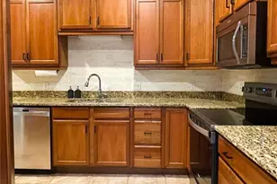 2543 Gloriosa Dr, Palm Harbor, FL 34684 - Photo 6