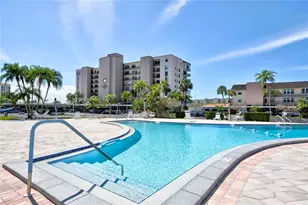 7600 Sun Island Dr S, South Pasadena, FL 33707 - Photo 36