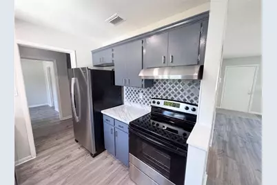 9281 Bay Drive, Spring Hill, FL 34608 - Photo 10