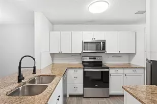 4253 Brentwood Park Cir, Tampa, FL 33624 - Photo 16
