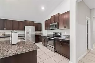 1565 Colding Dr, Ruskin, FL 33570 - Photo 4