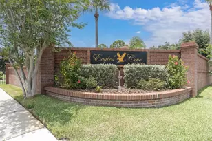 4270 Cove Dr, Palm Harbor, FL 34685 - Photo 2