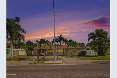 3103 Bayshore Gardens Parkway, Bradenton, FL 34207 - Photo 1