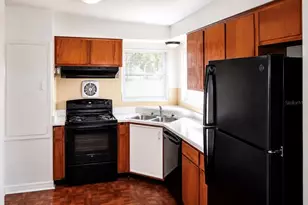 446 New York Ave, Dunedin, FL 34698 - Photo 2