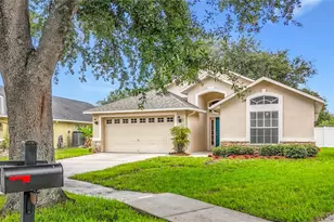 7016 Jamestown Manor Dr, Riverview, FL 33578 - Photo 1