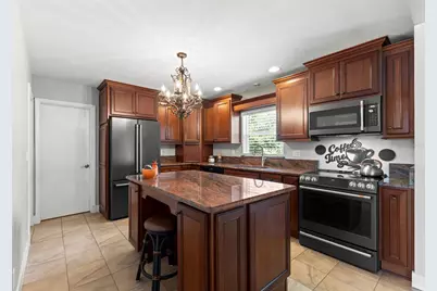 805 Wellington Drive, Clearwater, FL 33764 - Photo 4