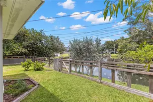 805 Wellington Dr, Clearwater, FL 33764 - Photo 2
