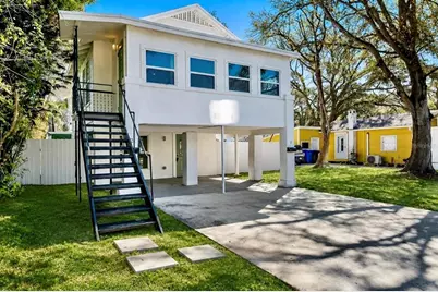 2238 Quincy Street S, Saint Petersburg, FL 33711 - Photo 1