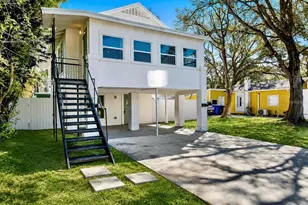 2238 Quincy St S, Saint Petersburg, FL 33711 - Photo 1