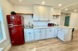 2238 Quincy St S, Saint Petersburg, FL 33711 - Photo 8