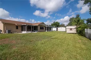 1208 Lady Guinevere Dr, Valrico, FL 33594 - Photo 32