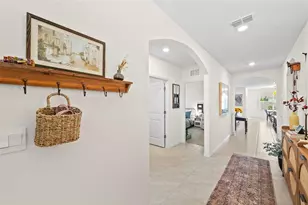 33607 Hamilton Hl Ln, Wesley Chapel, FL 33545 - Photo 10