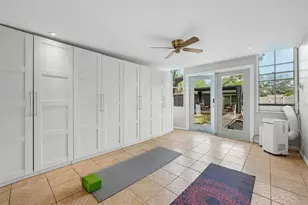 2934 W Ellis Dr, Tampa, FL 33611 - Photo 40