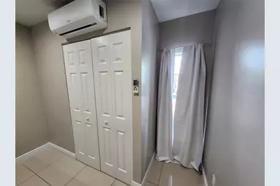 7514 Paradise Place, Tampa, FL 33619 - Photo 36