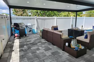 7514 Paradise Pl, Tampa, FL 33619 - Photo 10