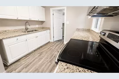 657 15th Avenue S, Saint Petersburg, FL 33701 - Photo 6