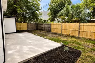 657 15th Ave S, Saint Petersburg, FL 33701 - Photo 16