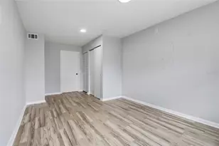 5102 Peachgreen Ct, Tampa, FL 33624 - Photo 14