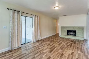 13346 Moran Dr, Tampa, FL 33618 - Photo 10