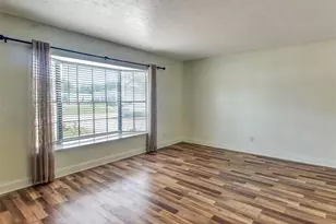 13346 Moran Dr, Tampa, FL 33618 - Photo 4